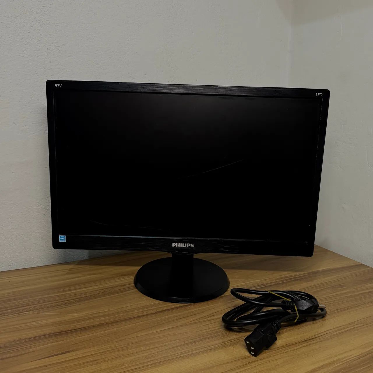Monitor Philips 19? LED HDMI - Excelente Estado - Foto 2