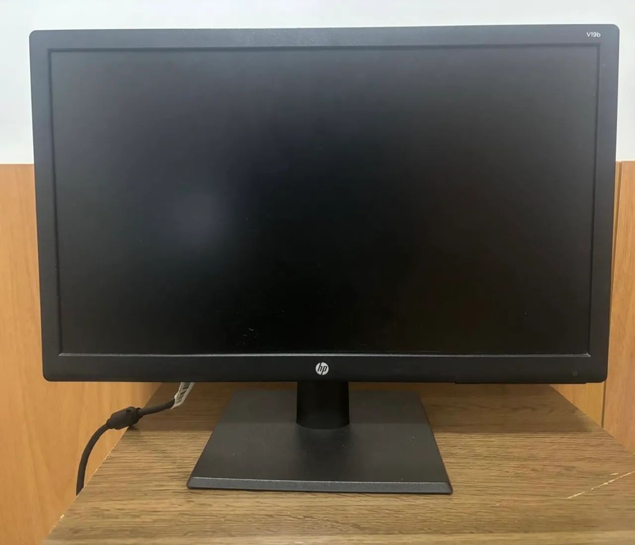 MONITOR HP 19VB