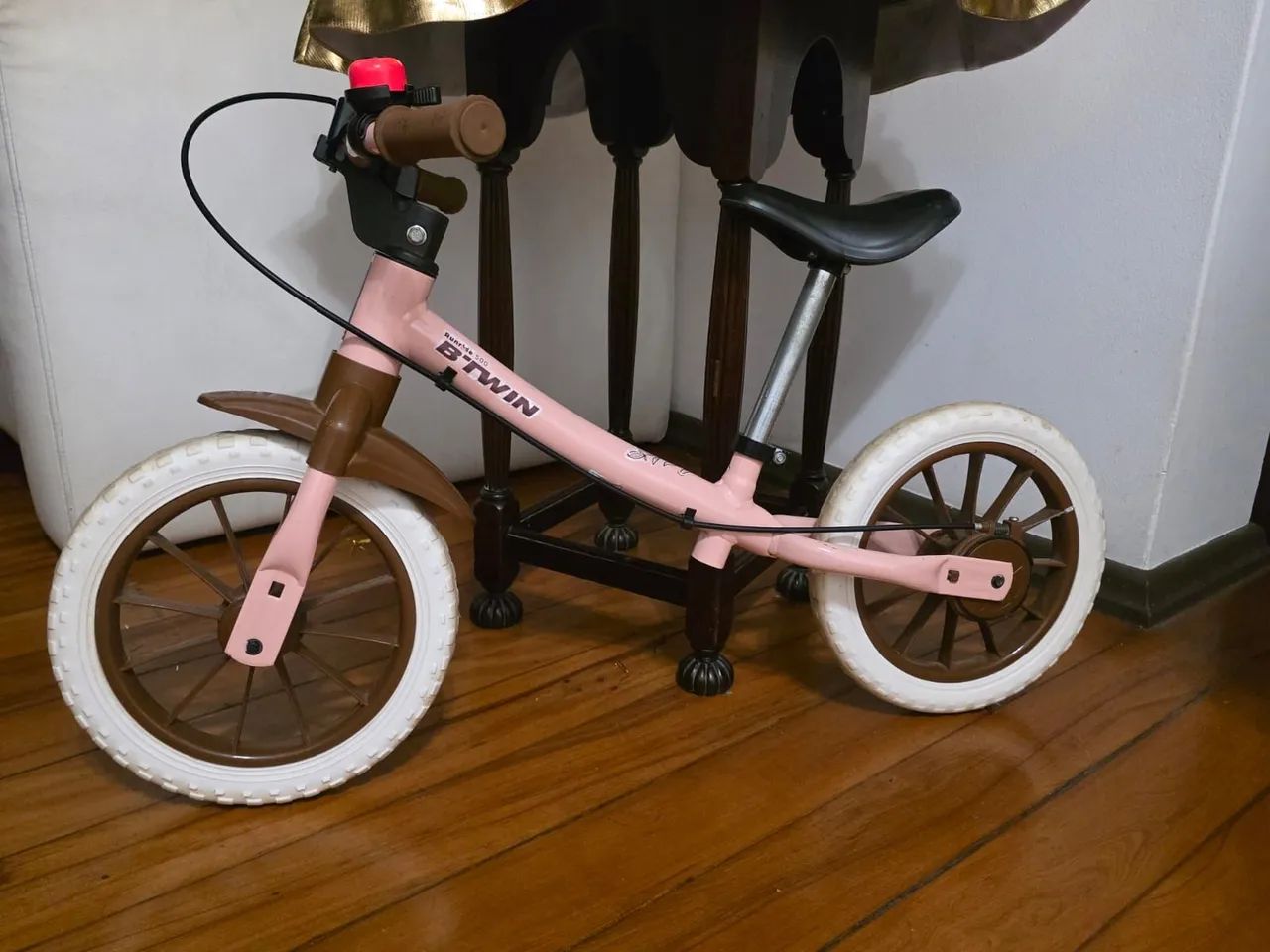 bicicleta de equilíbrio btwin - Foto 2