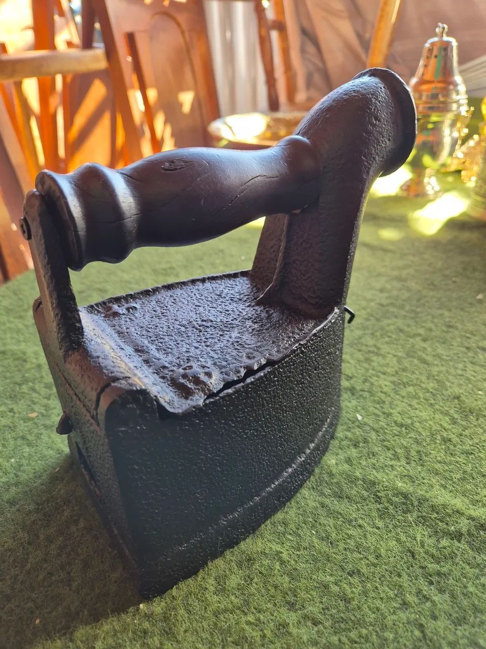 Ferro passar roupa antigo 1950 - Foto 4