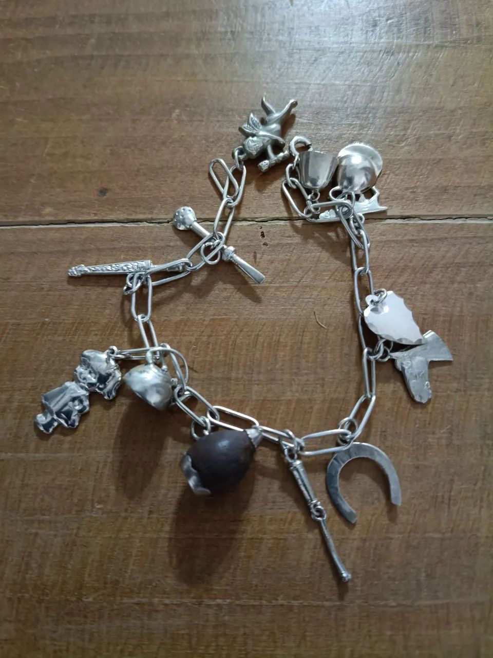 Pulseira berloqueira 