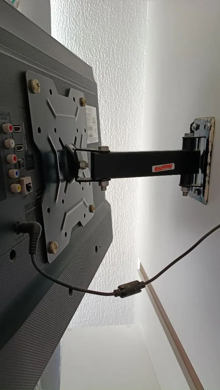 Venda de painel + TV Samsung 32 polegadas - Foto 4