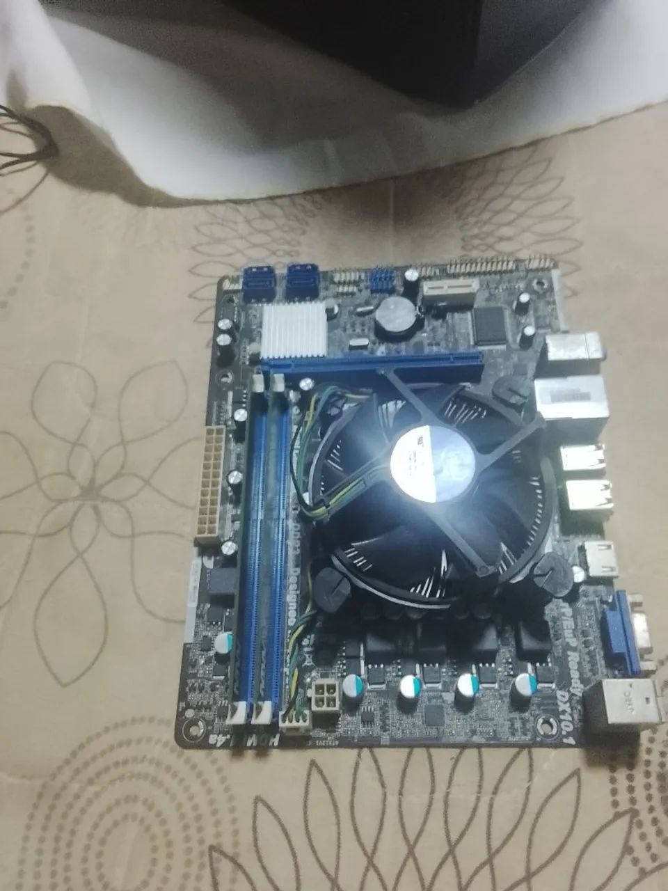 Placa mãe + 4GB + Processador + Mouse