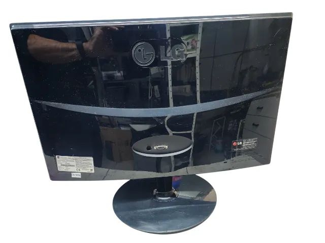 Monitor LED 22" Full HD LG Flatron E2240 - 3X Sem Juros com garantia! - Foto 2