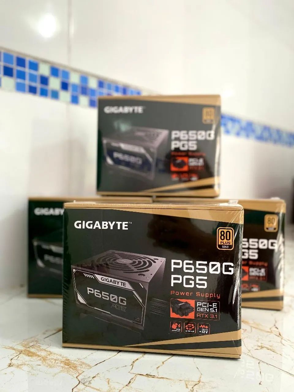 Fonte gigabyte pg5 650w gold lacrada garantia