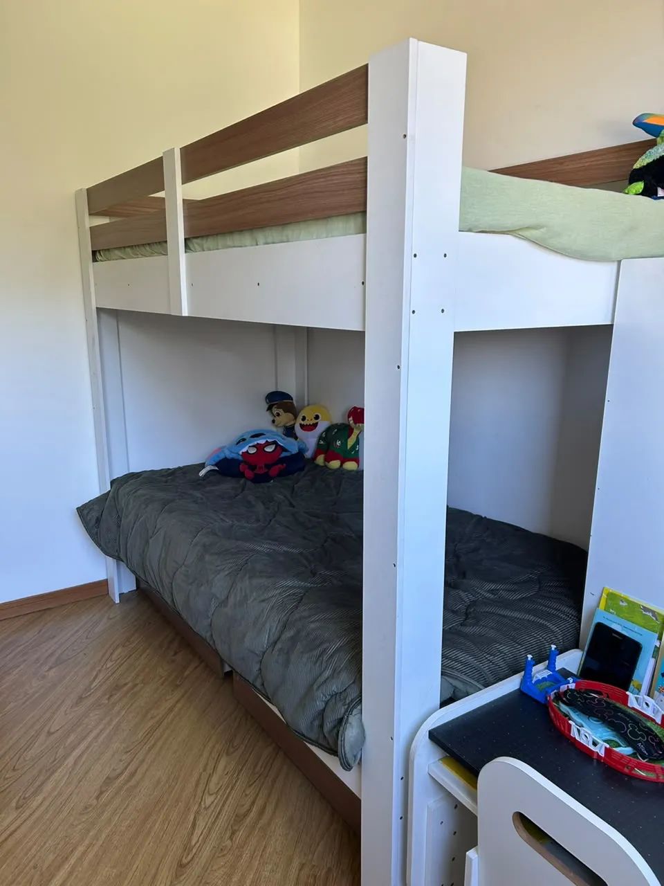 Cama beliche infantil com gavetões - Foto 5