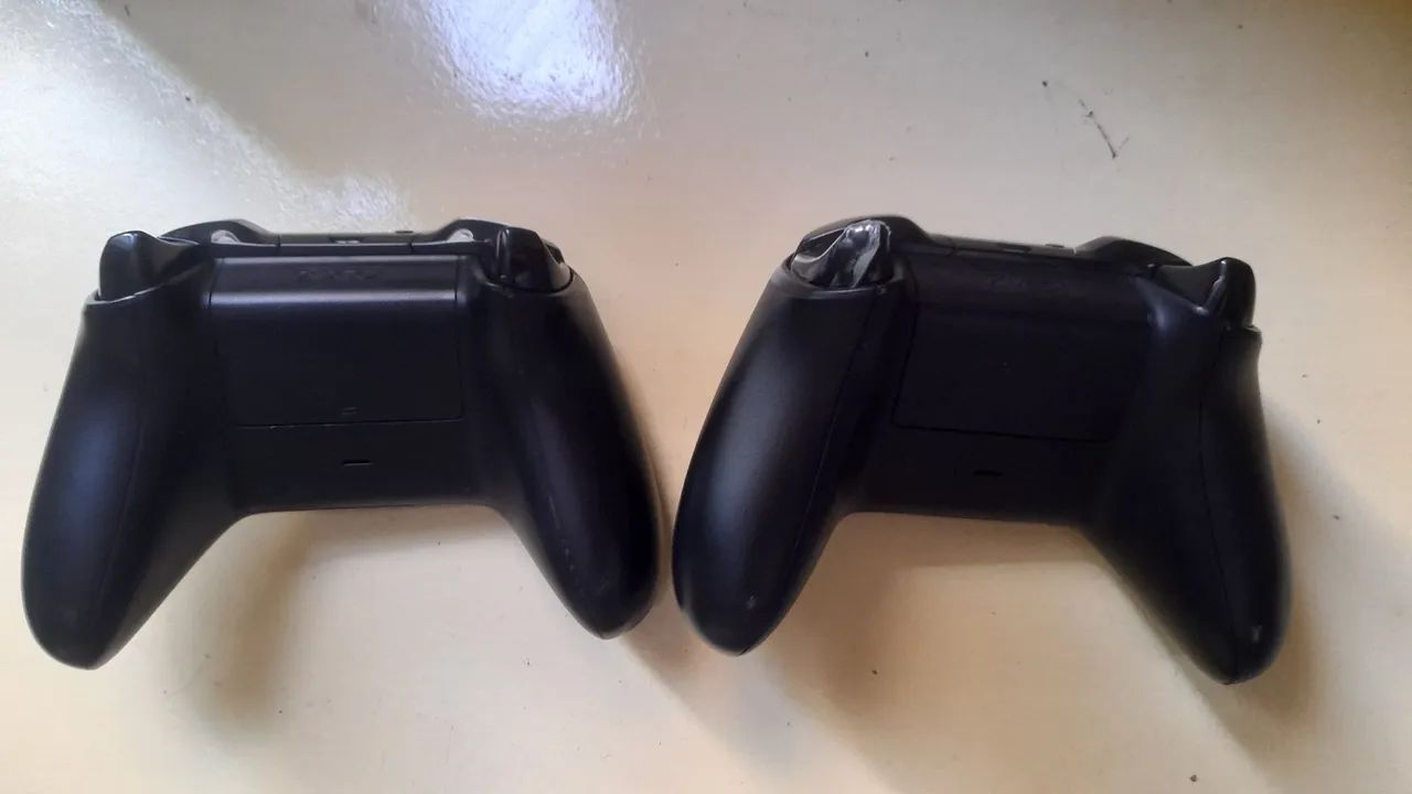 2 Controle Xbox one sem funcionar  - Foto 2