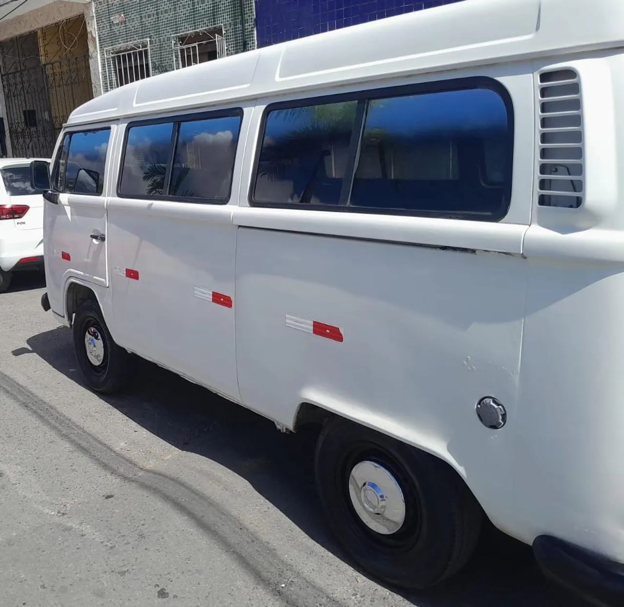 Volkswagen Kombi Kombi Escolar/50 anos 1.4 Mi Total Flex 2009