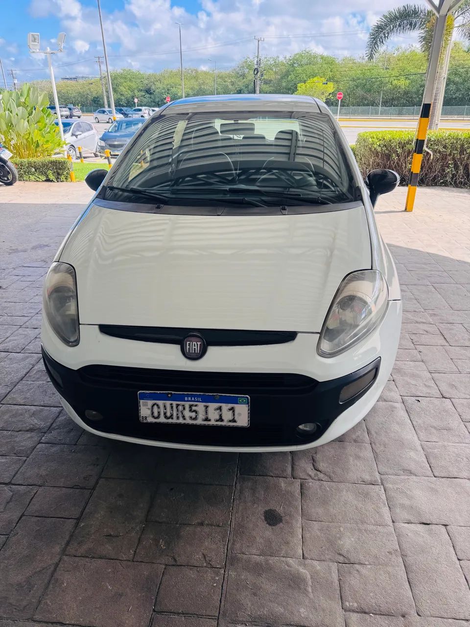 Fiat Punto Attractive 1.4 Fire Flex 8V 5P 2014