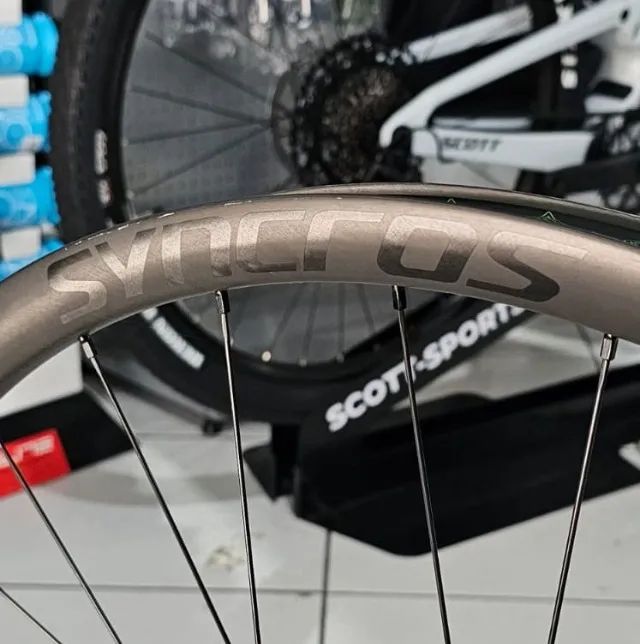 Rodas MTB Syncros Silverton 1.0 Carbon 30mm - Foto 4