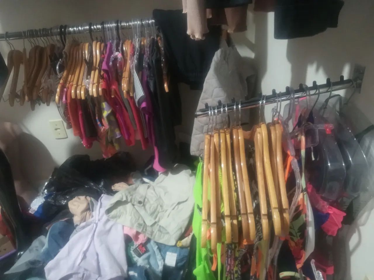 Passo loja de roupa masculino e feminino - Foto 2