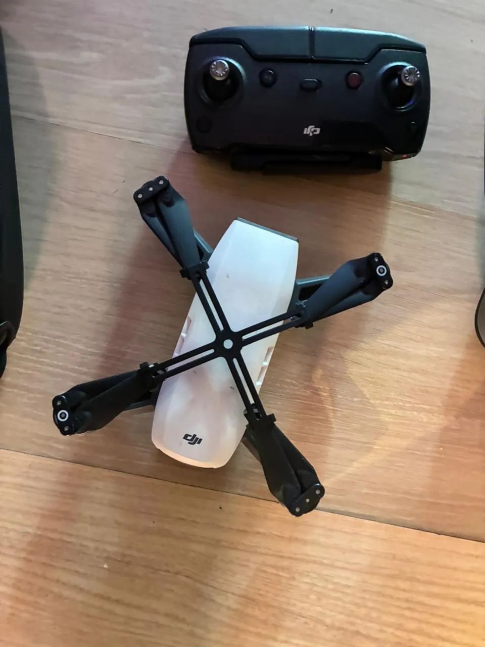 Drone DJI spark + 3 Baterias + Case | Completo e Conservado - Foto 2