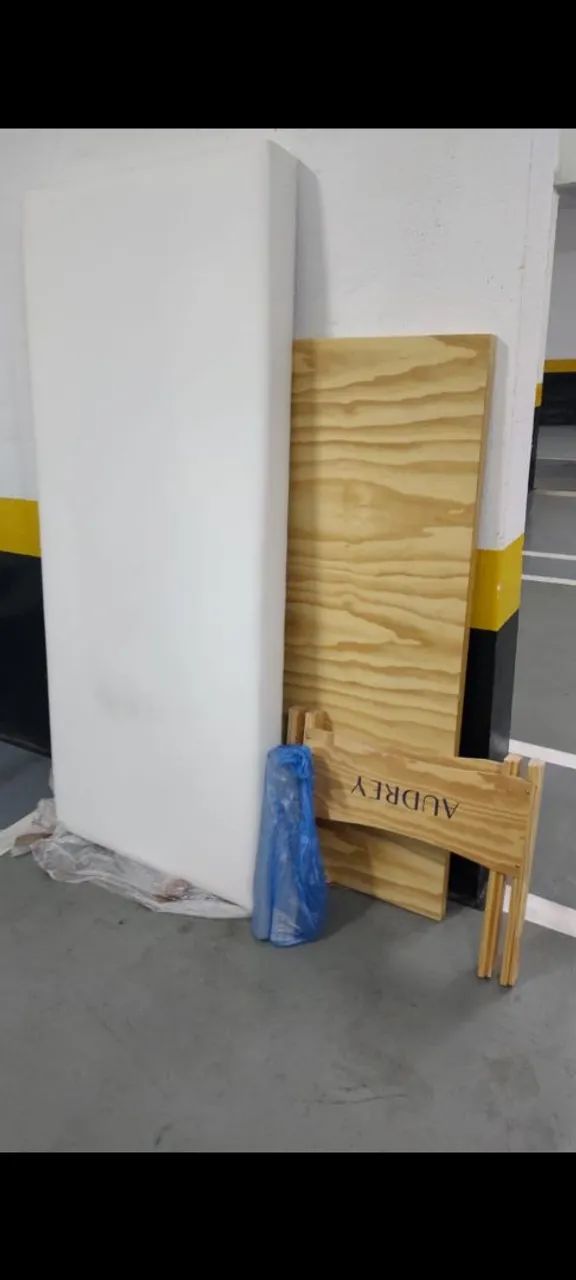 Maca Audrey com escada  - Foto 2