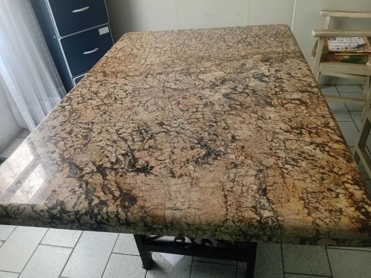 Mesa em granito