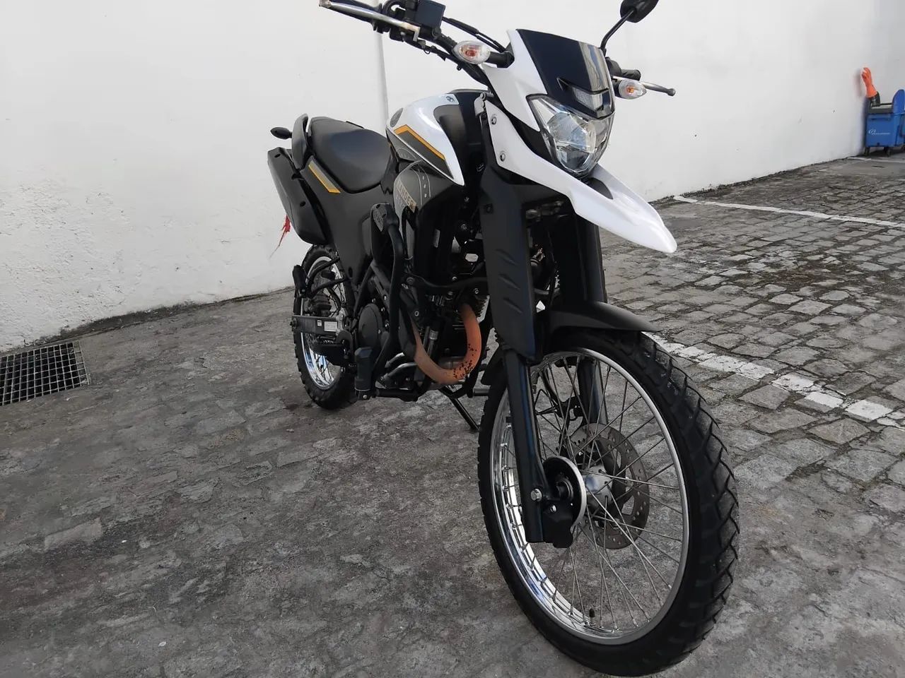 XTZ Lander 250
