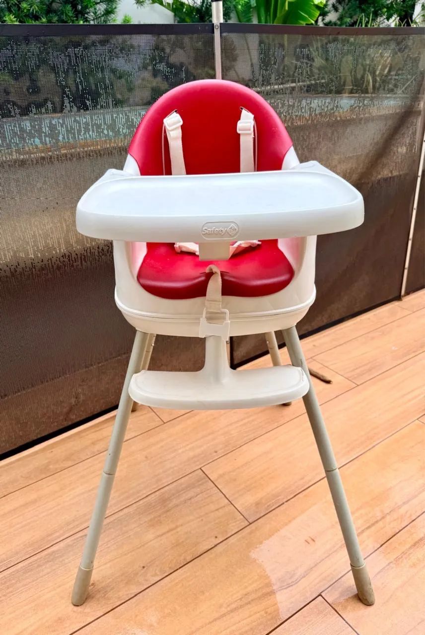 Cadeira Alimentação Safety 1st