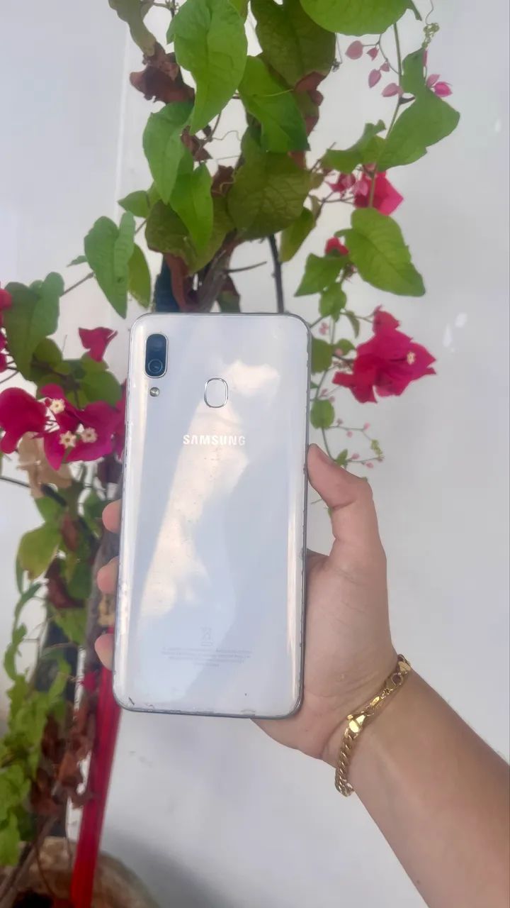 SAMSUNG A30 BRANCO - Foto 2