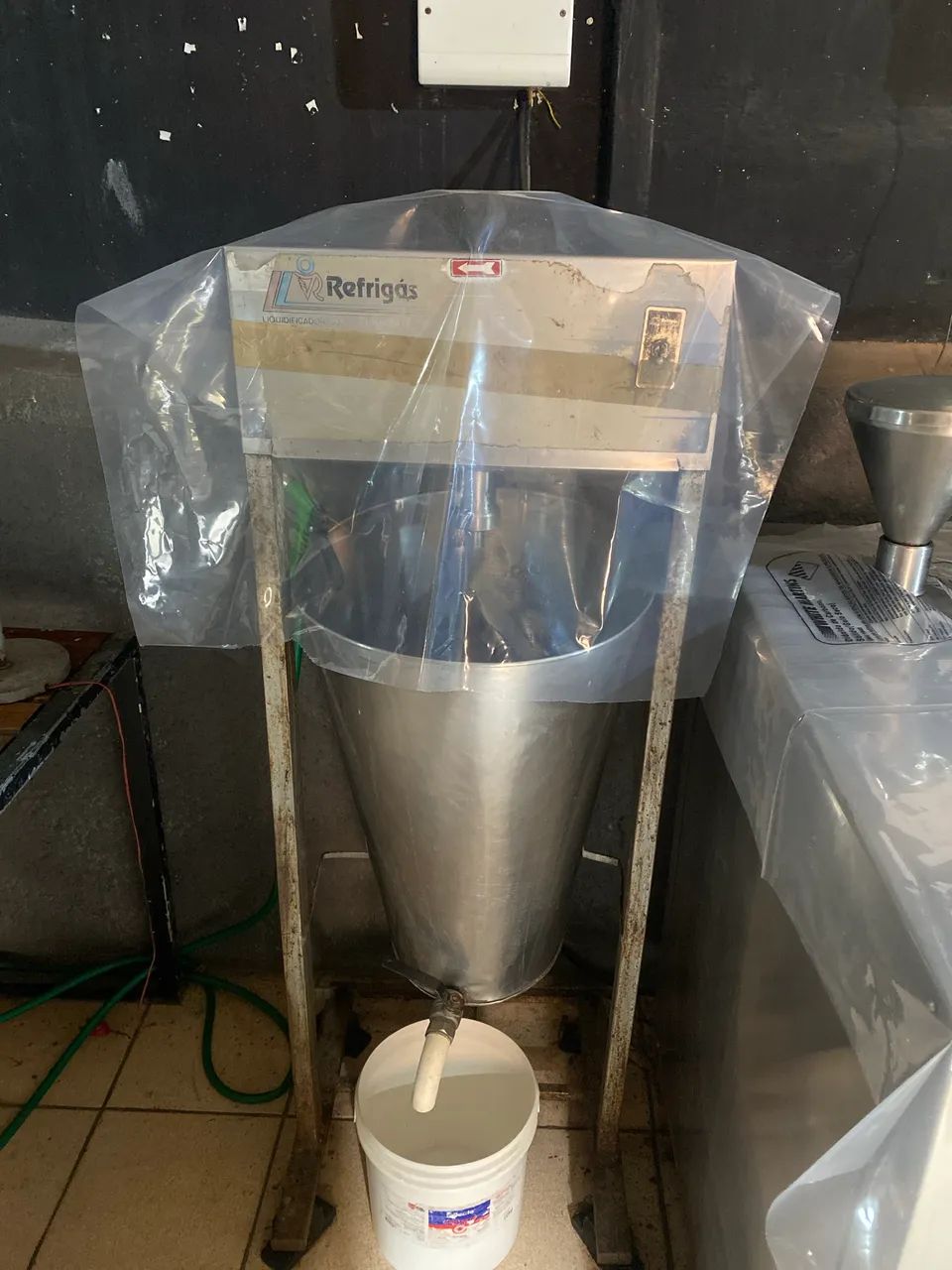 Produtora de sorvete e açaí e batedor 50 litros  - Foto 2