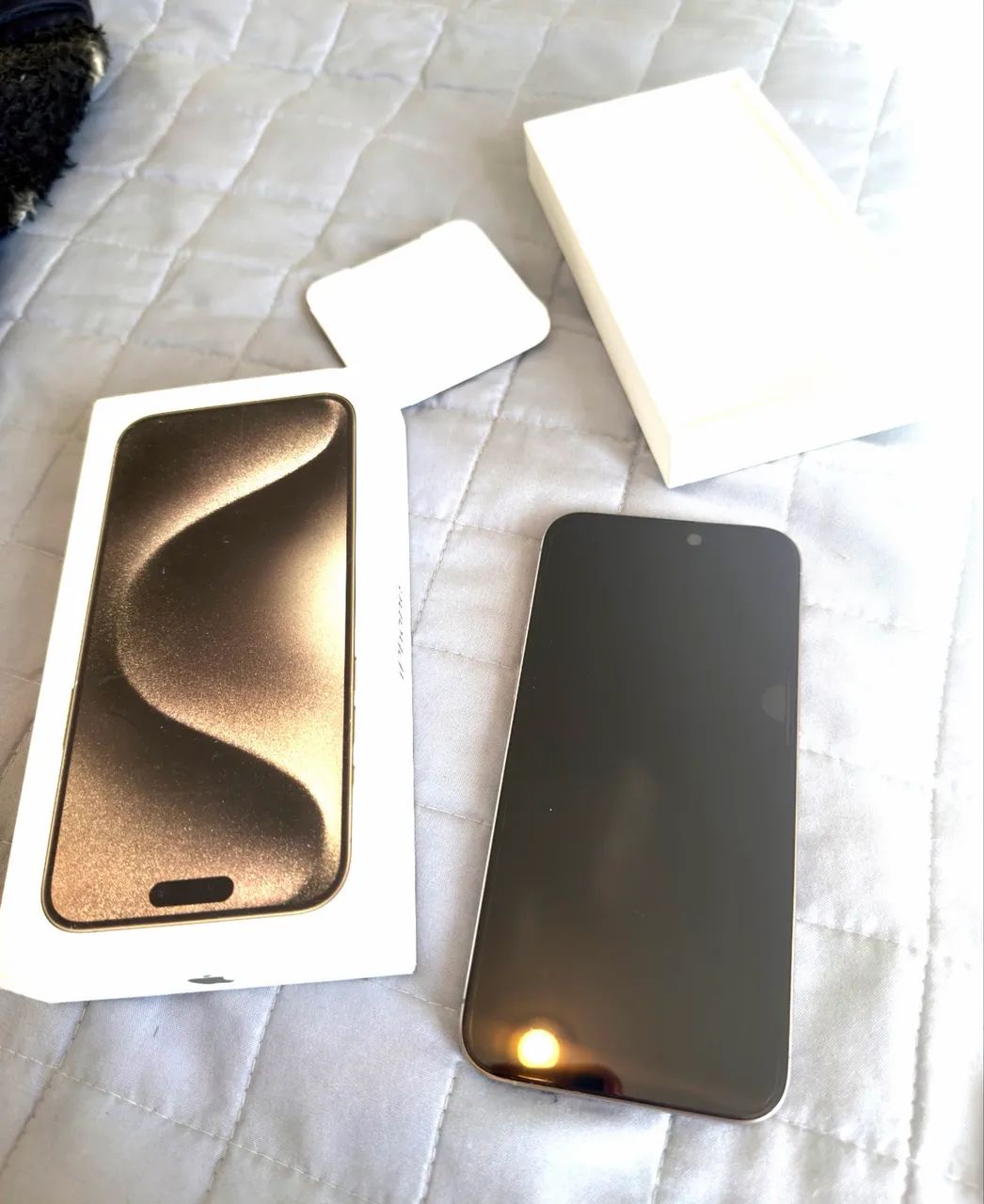 IPHONE 15 PRO MAX TITANIUM EM EXCELENTE ESTADO - Foto 2