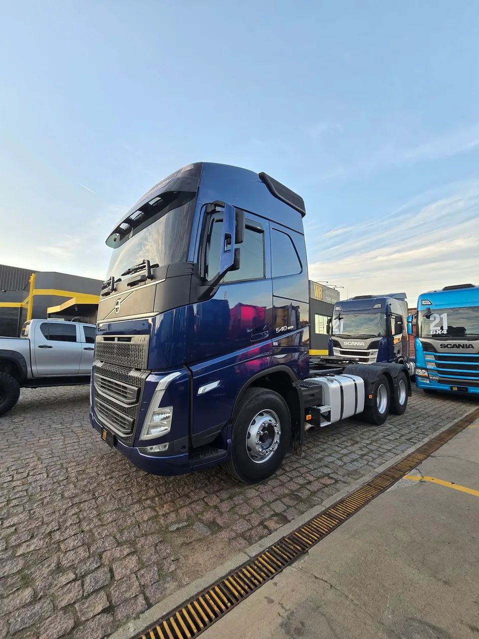 FH540 6x4 2022 - Foto 3
