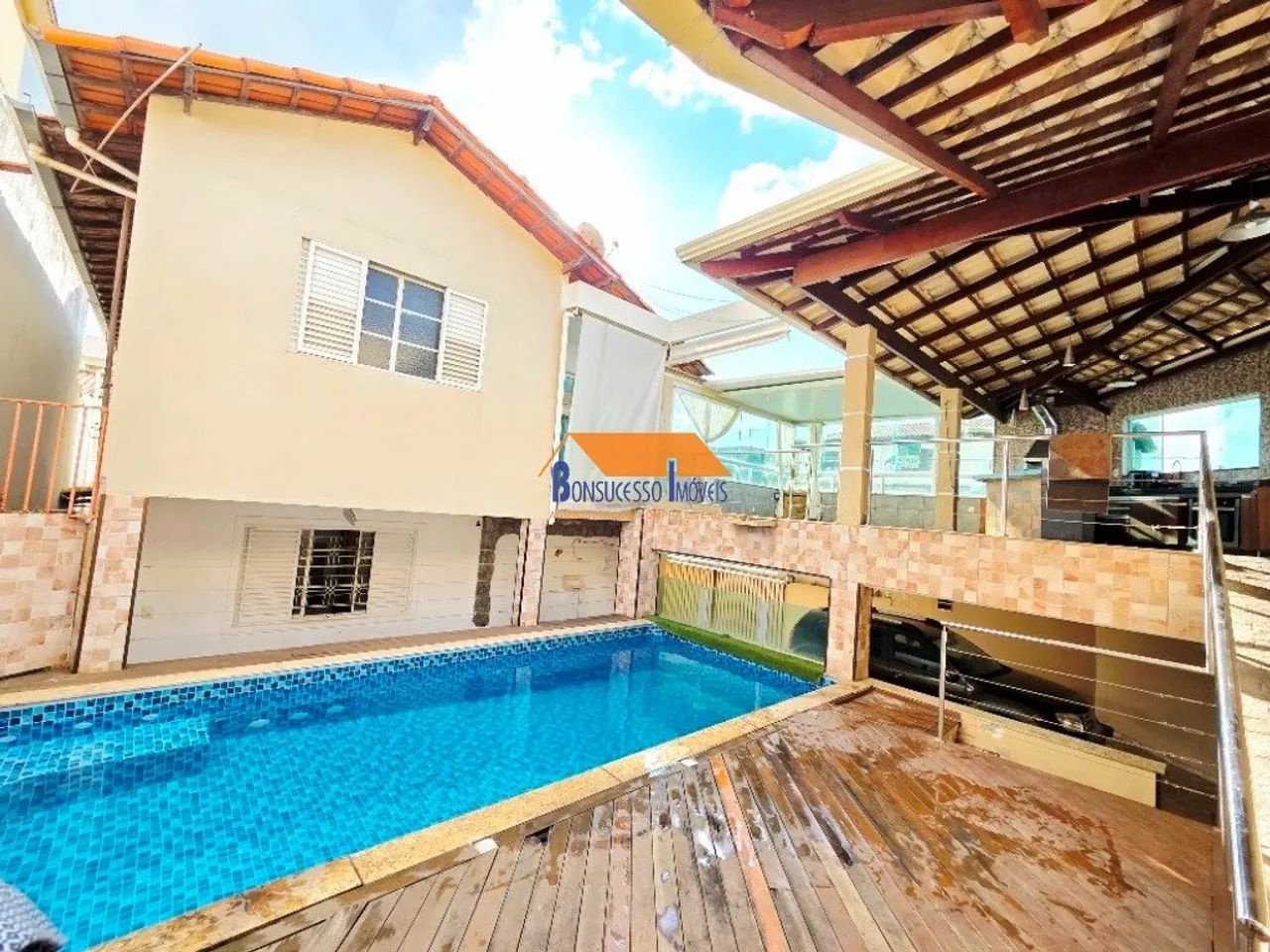 casa de 5 quartos Bairro Renascença em Belo Horizonte
