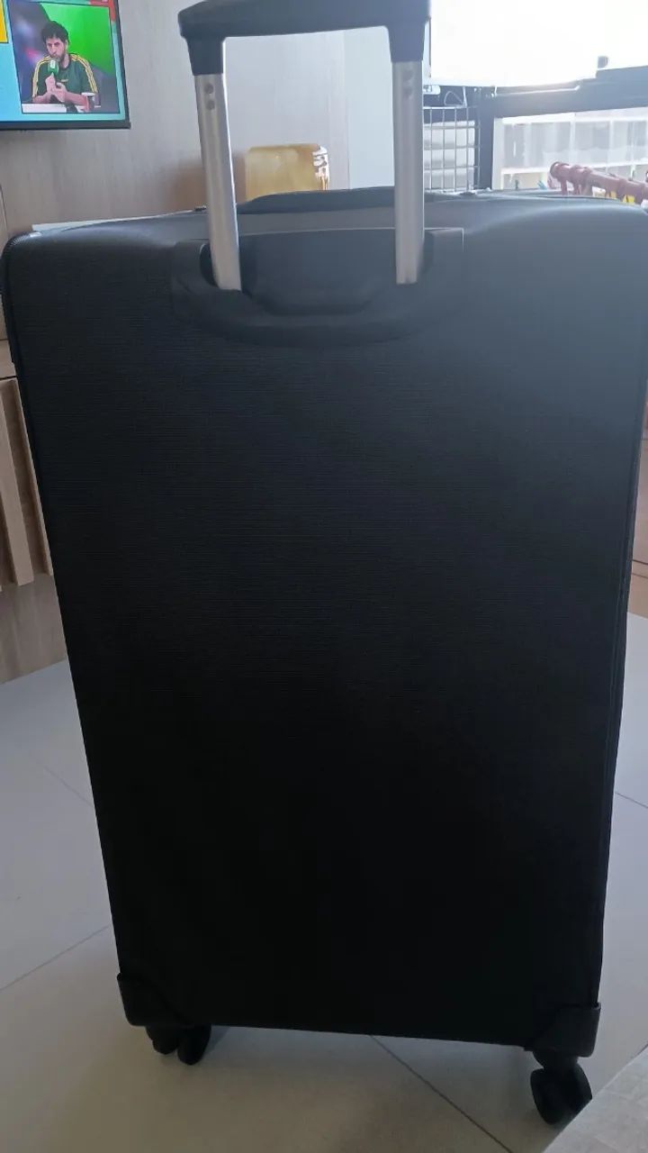 Vende-se Mala Nova, vinda dos Estados Unidos. - Foto 3
