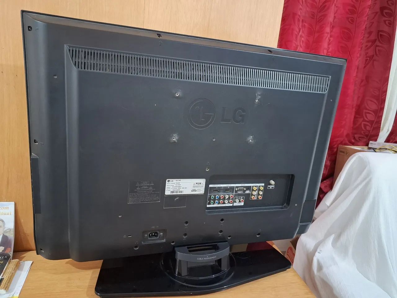Monitor LG LCD vga 32pol modelo 32LC4R - Foto 2
