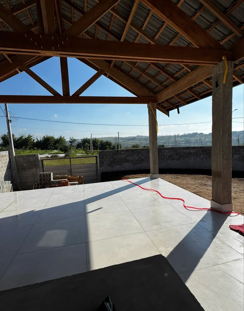 CASA ESPAÇOSA QUINTAL GRANDE - Foto 2