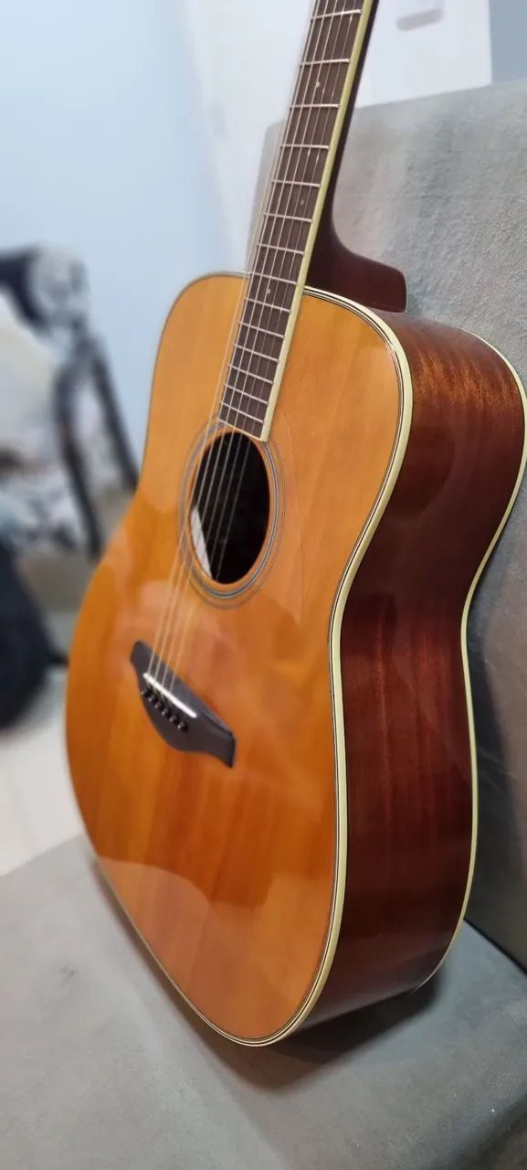Vende-se Violão Yamaha  - Foto 4