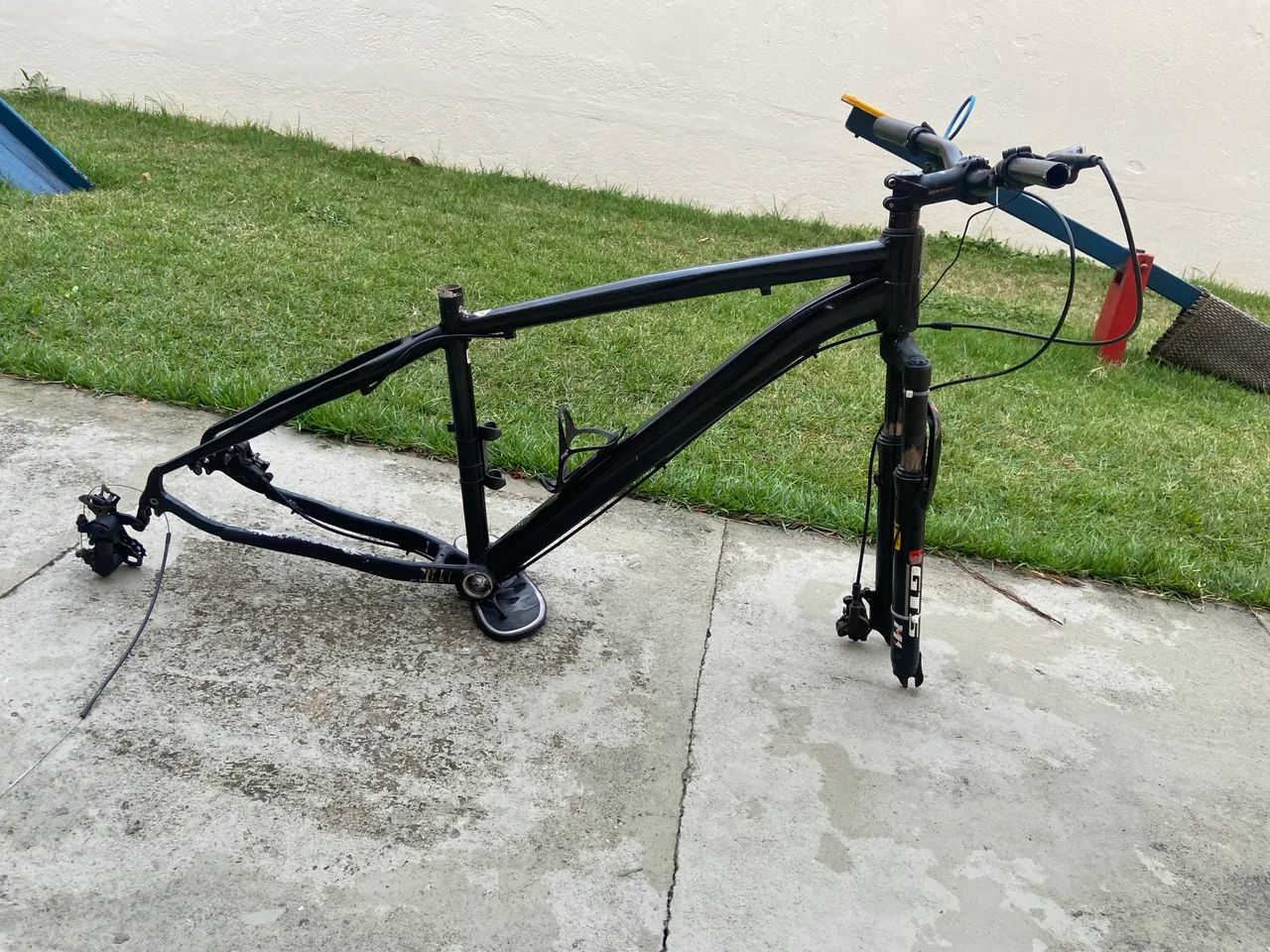 Vendo quadro tamanho 17  - Foto 2