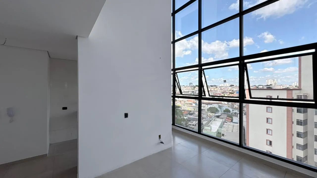 Cobertura à venda com 77m², 3 quartos e 2 vagas