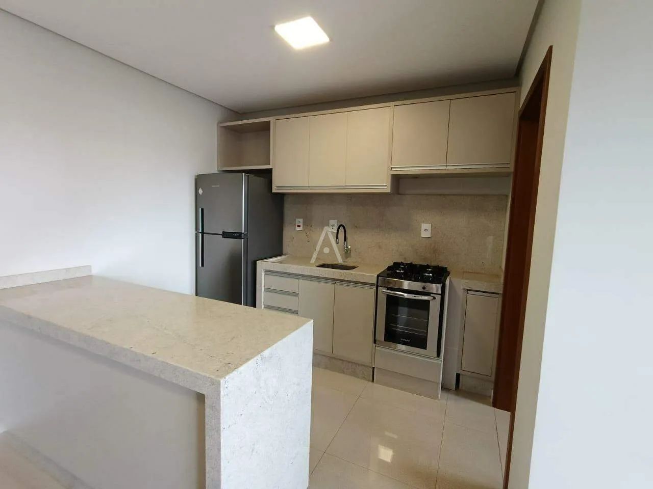 Apartamento no centro em Cascavel Pr - Foto 2