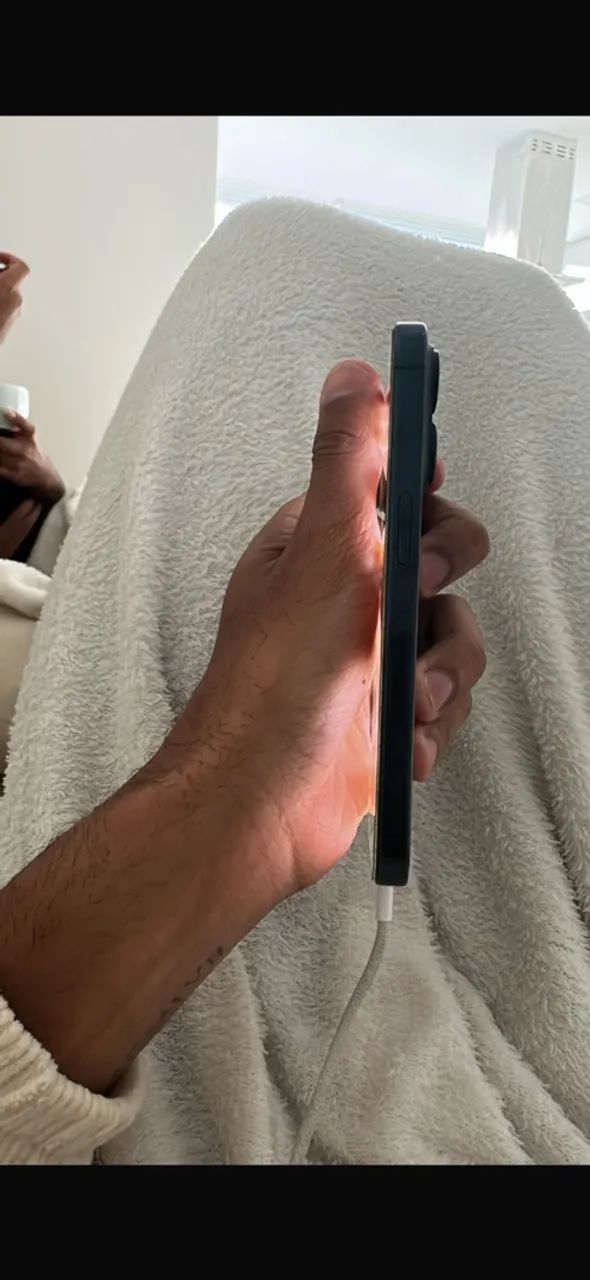 IPHONE 15 PRO 128GB - Foto 3