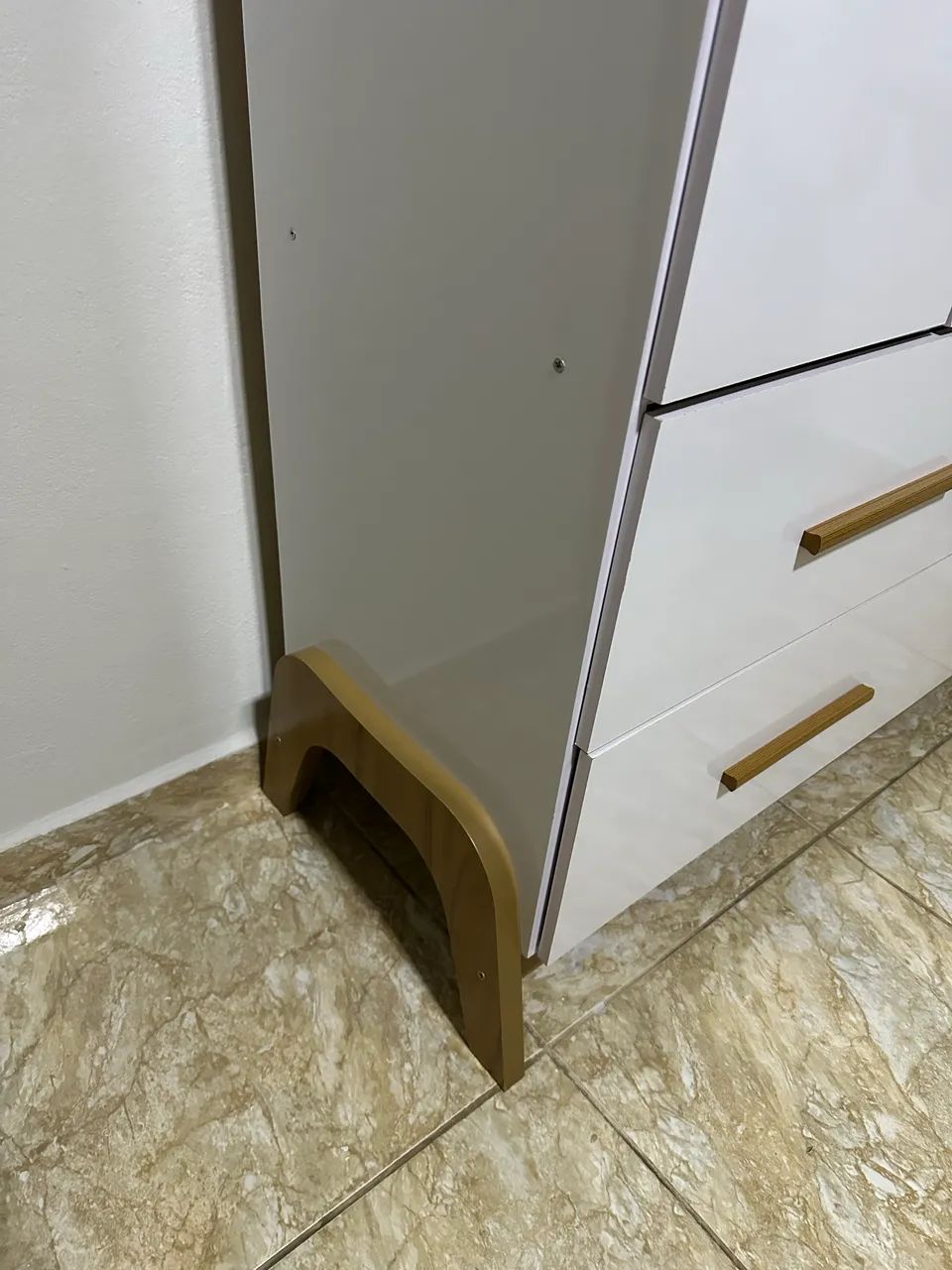 Guarda roupas 100% MDF - Foto 2
