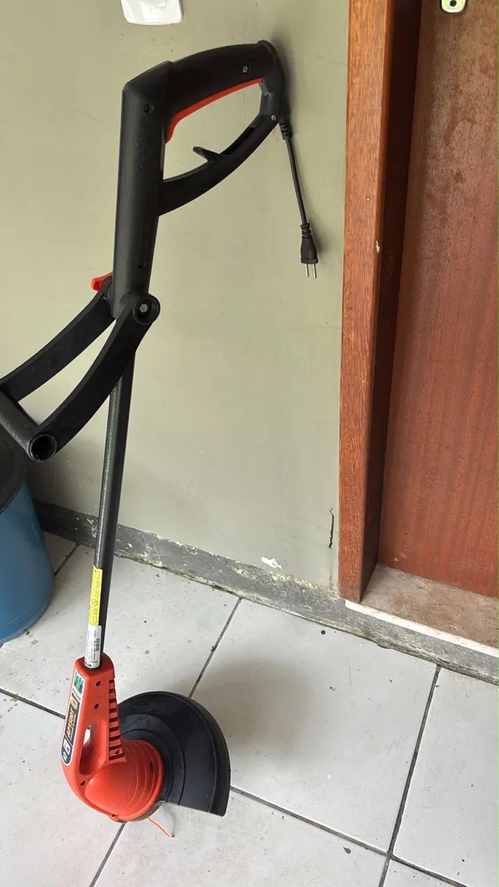 Máquina de cortar grama