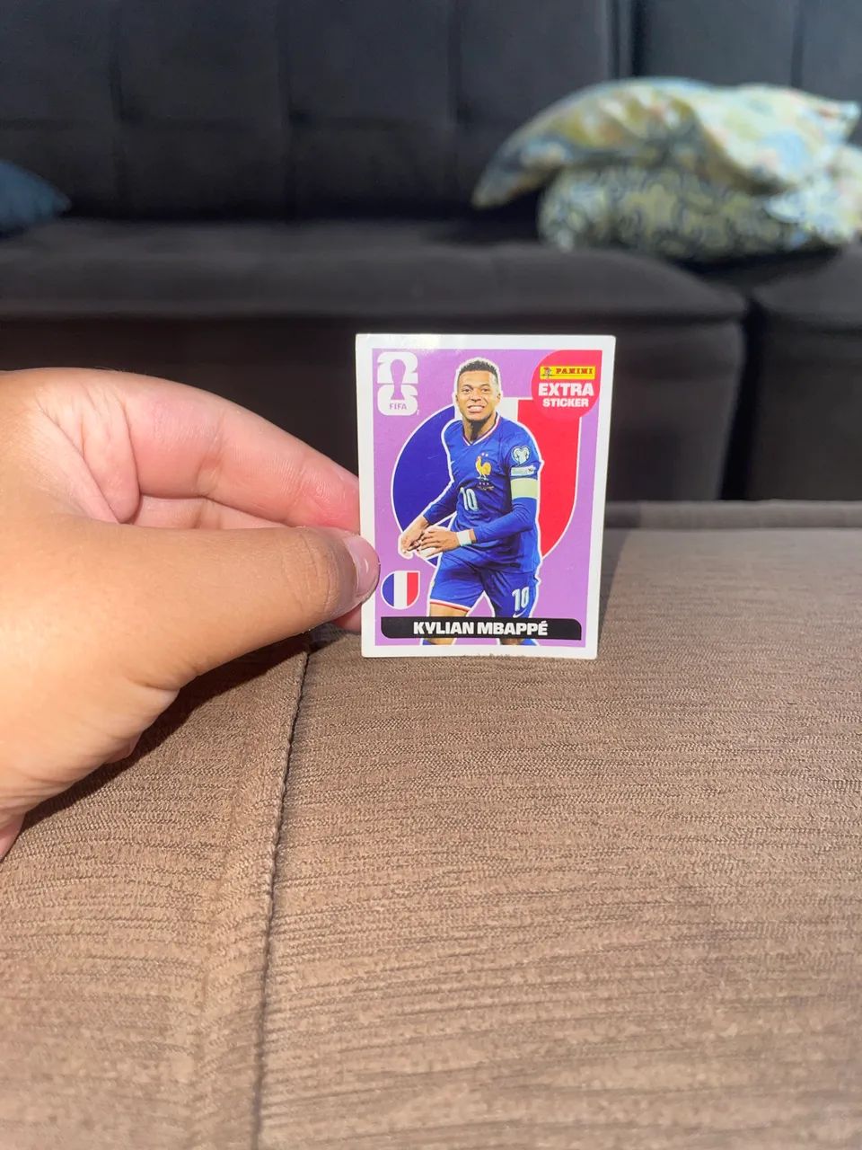 Vende-se figurinhas do KYLIAN MBAPPÉ BORDO - Foto 5