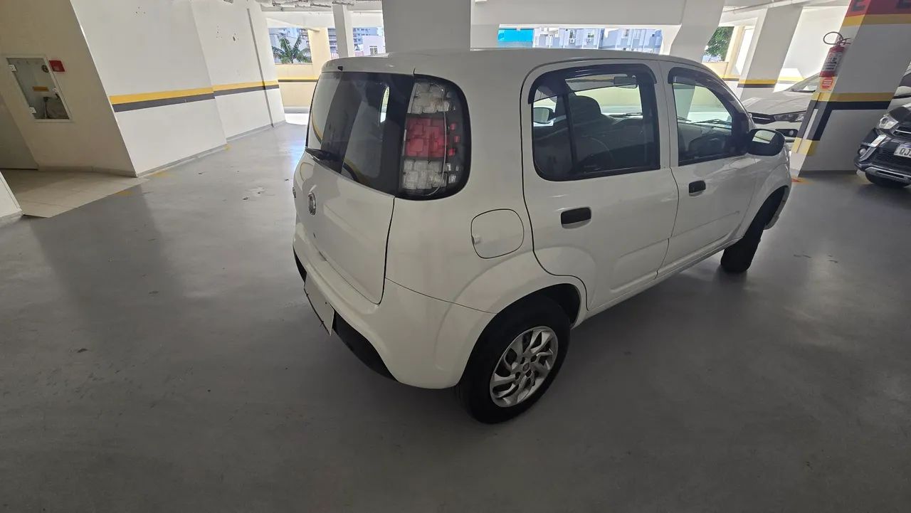 Fiat Uno Attractive 1.0 EVO Fire Flex 8V 5P 2019 - Foto 4