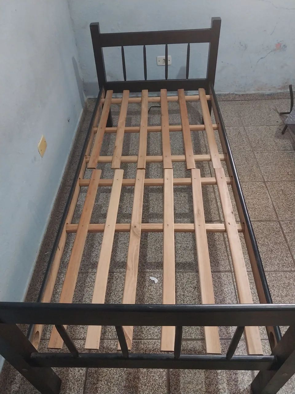 Cama de solteiro e colchão  - Foto 2
