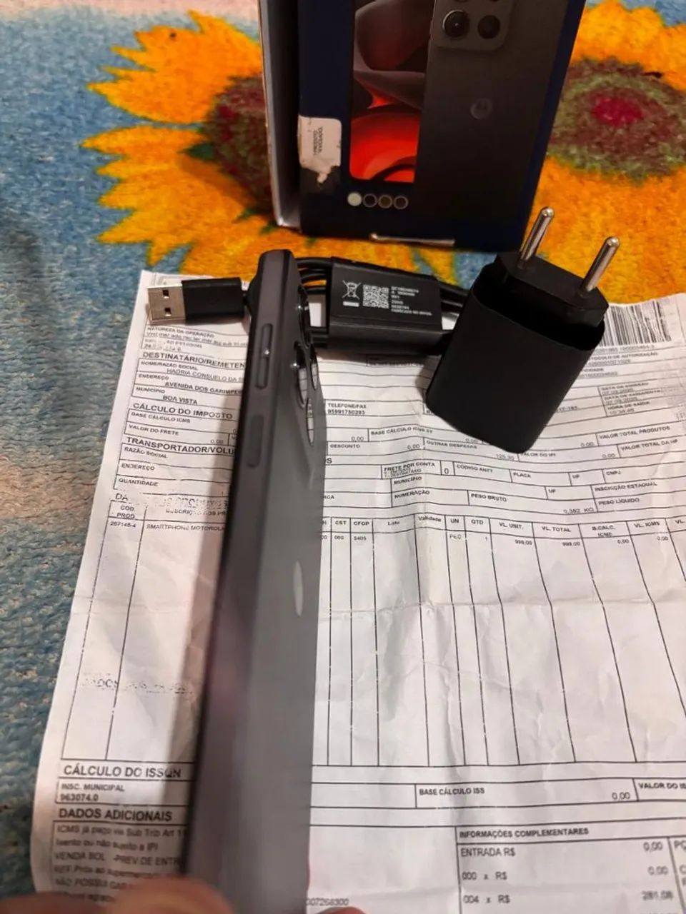 Motorola moto G15 de 256 gigas sem trinco e sem defeito funciona tudo com nota fiscal  - Foto 3