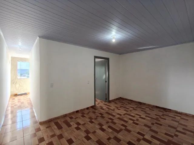 EXCELENTE SOBRADO COM 2 LAJES, PERTO DA PRINCIPAL  - Foto 5