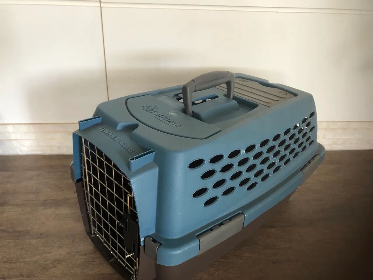 Caixa para transporte animais pequenos PETMATE KENNEL CAB