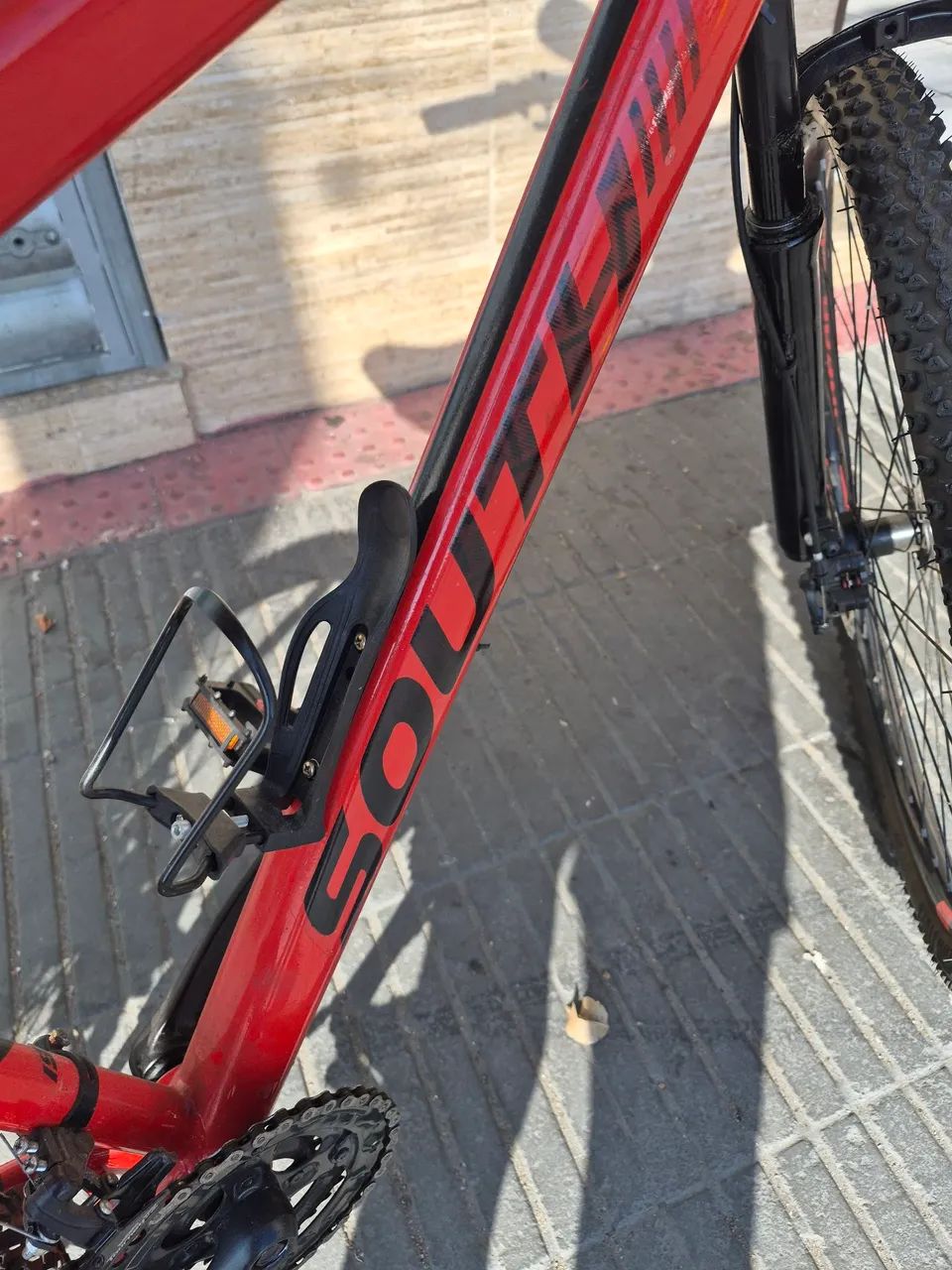 BICICLETA ARO 29 SEMI NOVA - Foto 3