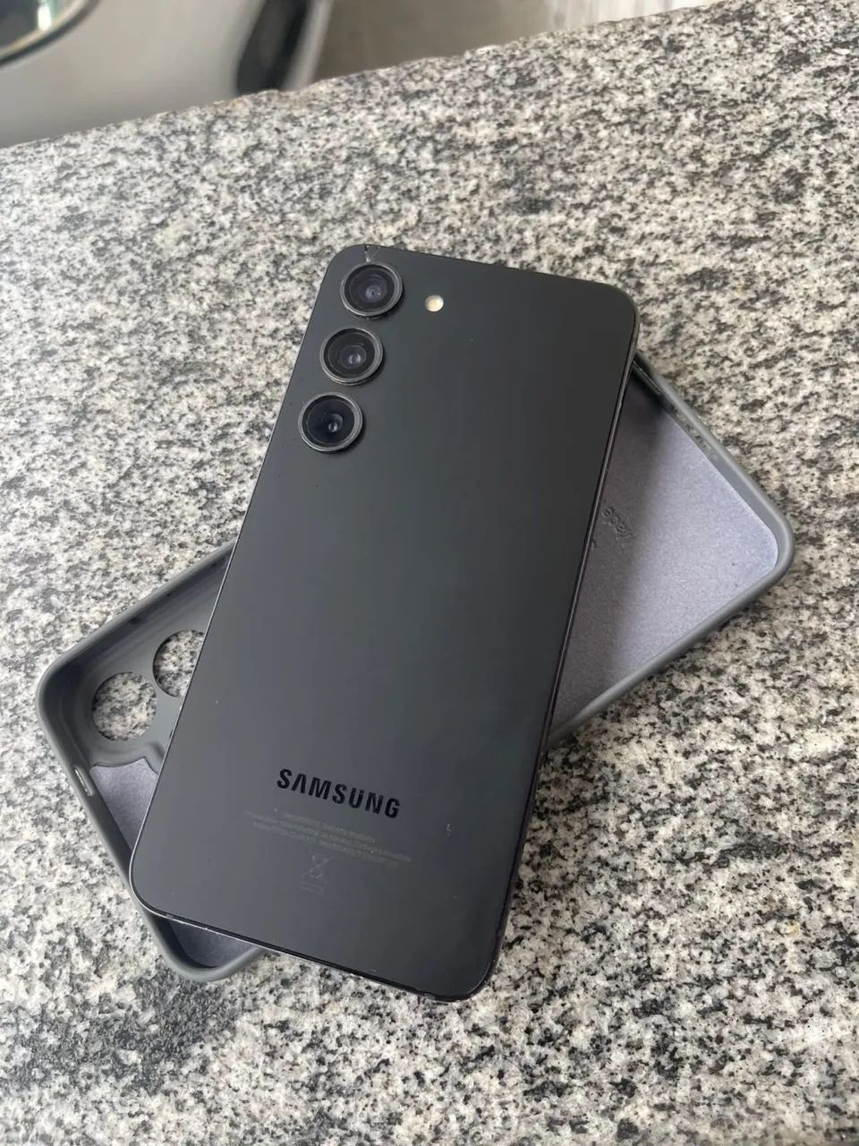 Samsung S23