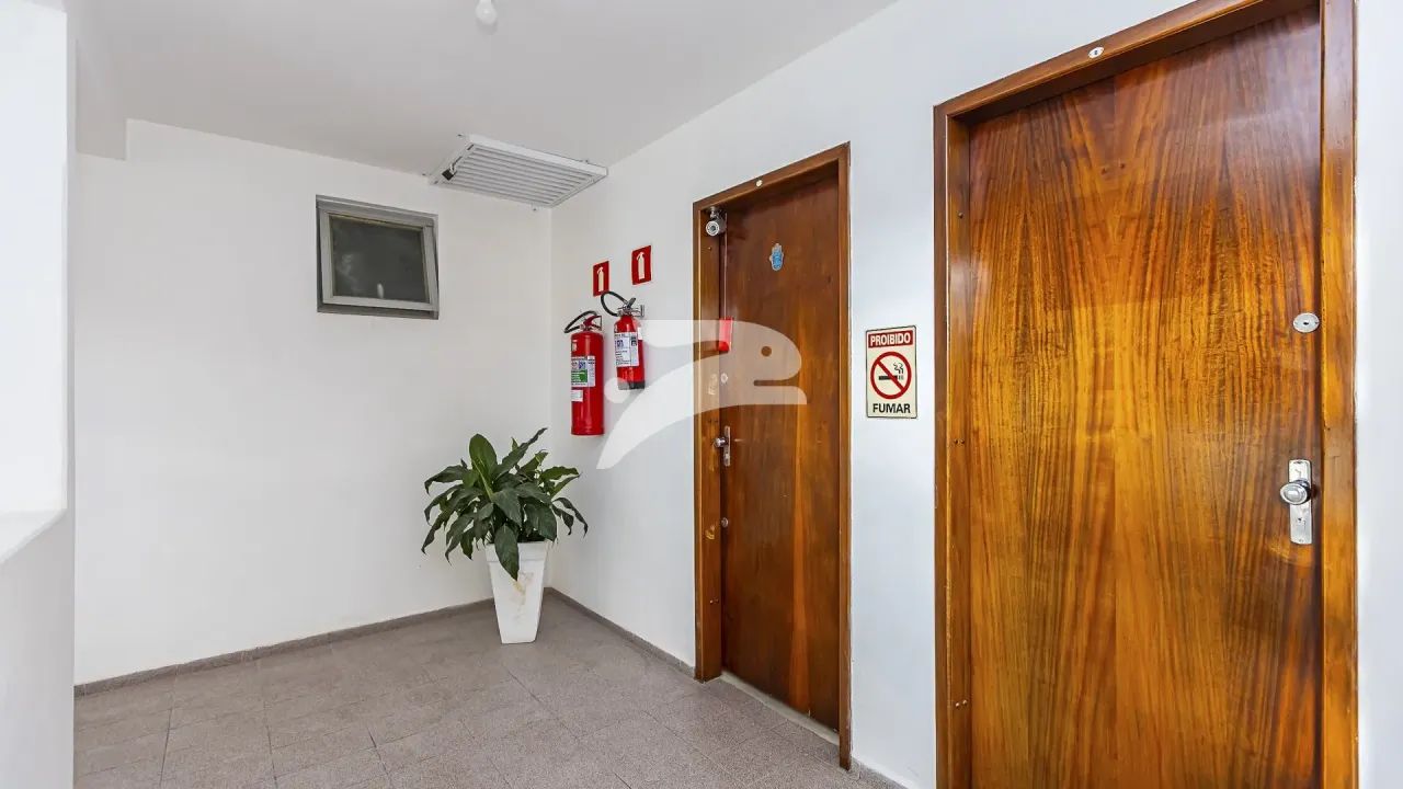 Conj. Comercial Capao da Imbuia 40m² - Foto 4