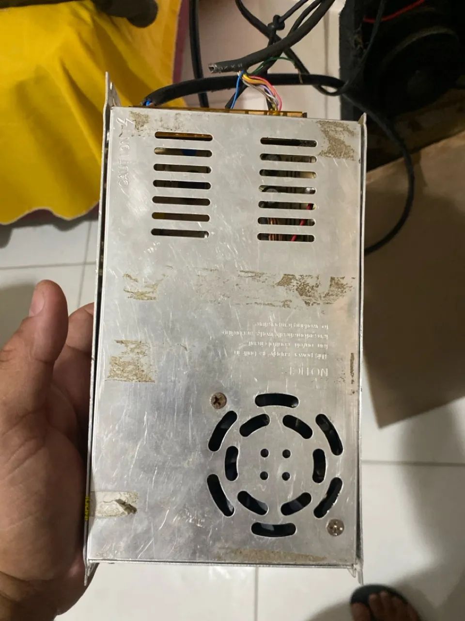 Vendo 1 fonte chaveado 150A - Foto 2