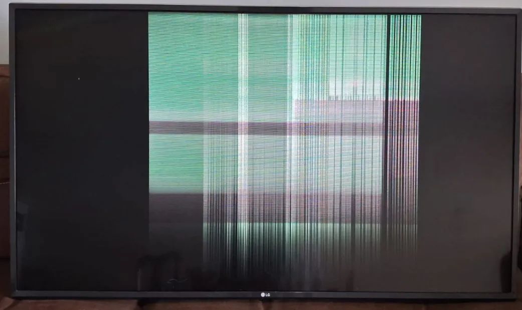 Tv  com defeito leia a descrição  - Foto 2