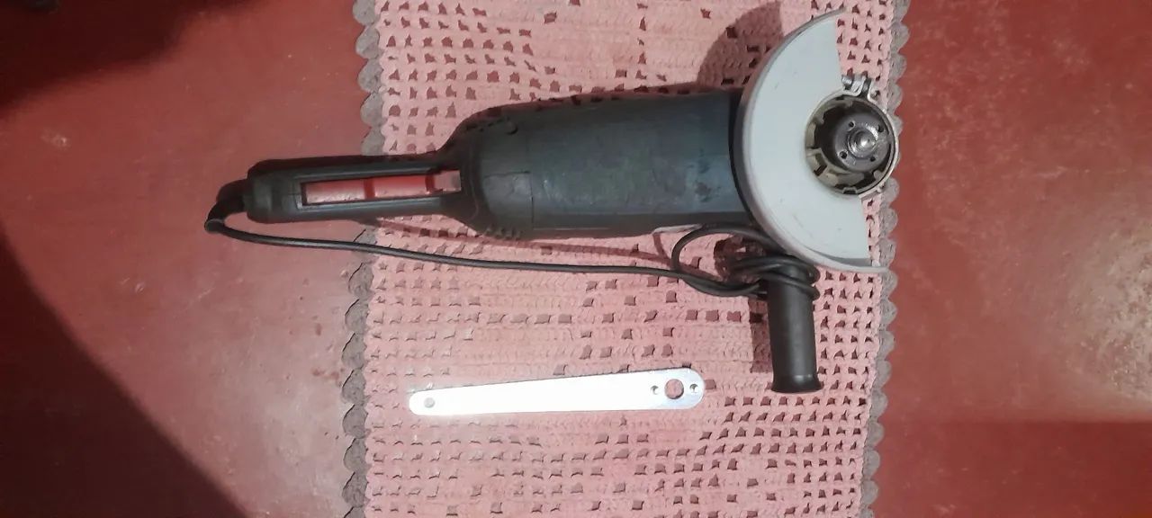 Vendo lixadeira bosch 220v industrial - Foto 4