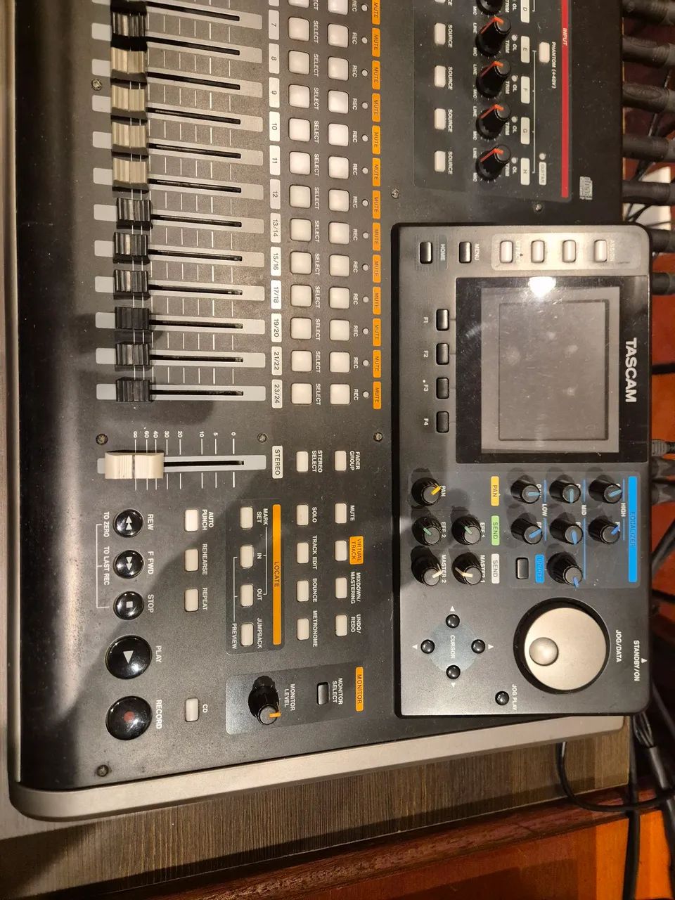 Mesa gravação Tascam dp24 interface audio - Foto 3