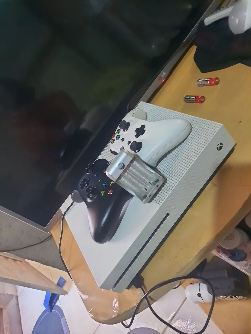 Xbox One S