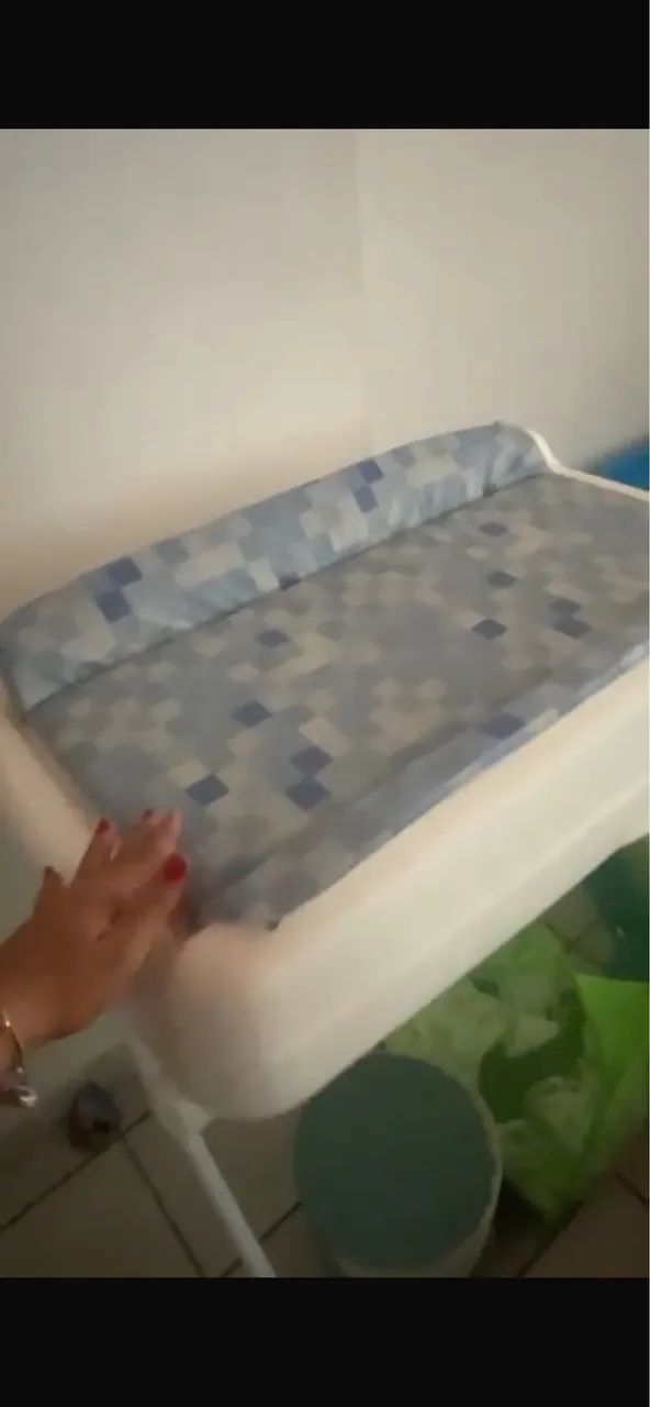 Trocador com banheira 